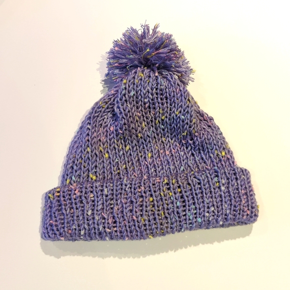 🌟Knit toque with pom pom - Picture 2 of 2